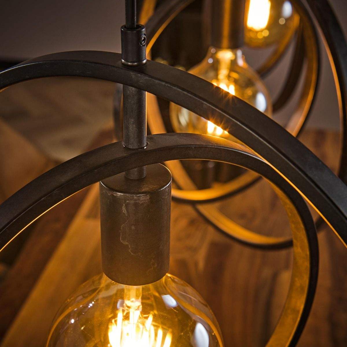 Adjustable Star Ceiling Lamp – Industrial LED Lighting for Modern Interiors