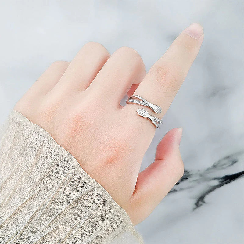 Sisica | Embrace Ring - Thoughtful Gift