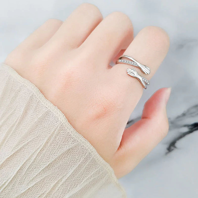 Sisica | Embrace Ring - Thoughtful Gift