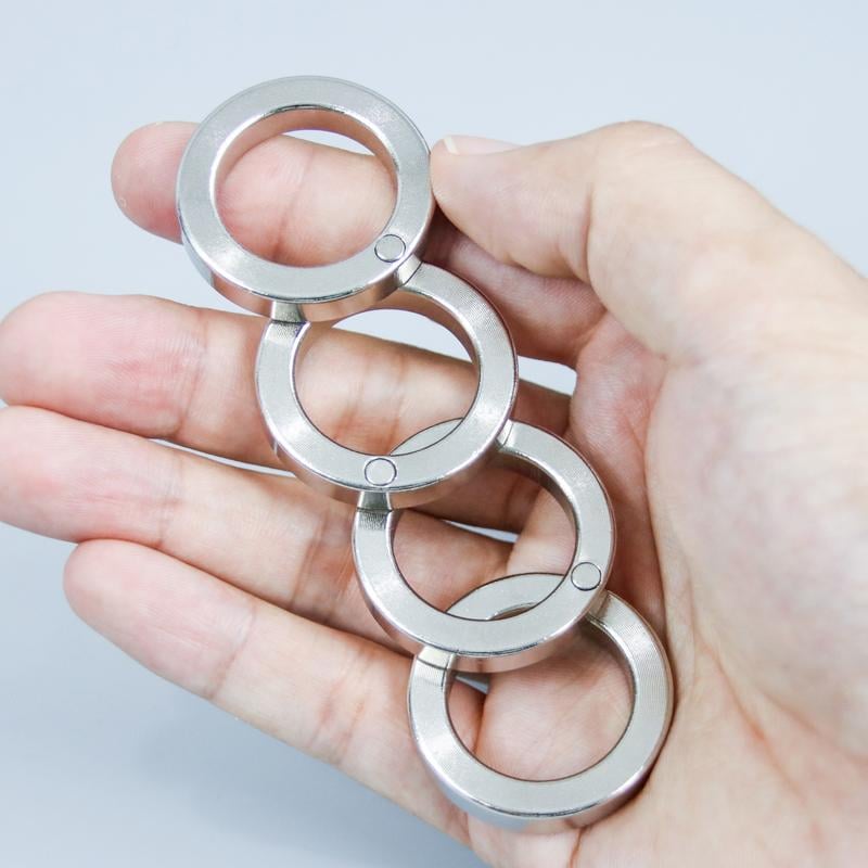 Sisica | Folding Four-Finger Trigger Ring