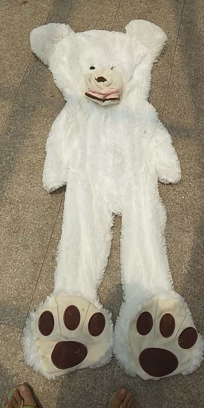 Sisica | Colossal Comfort Teddy Bear - HugHero