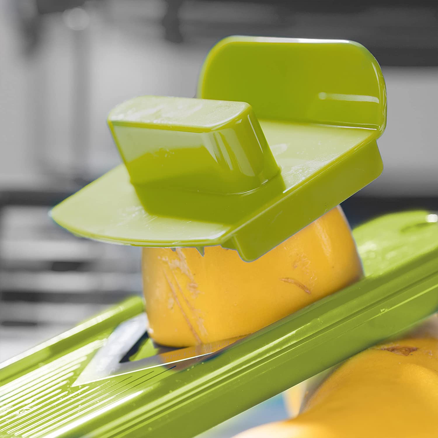 Sisica | In-1 Multifunctional Vegetable Cutter - Quickly and Safely Cut Vegetables