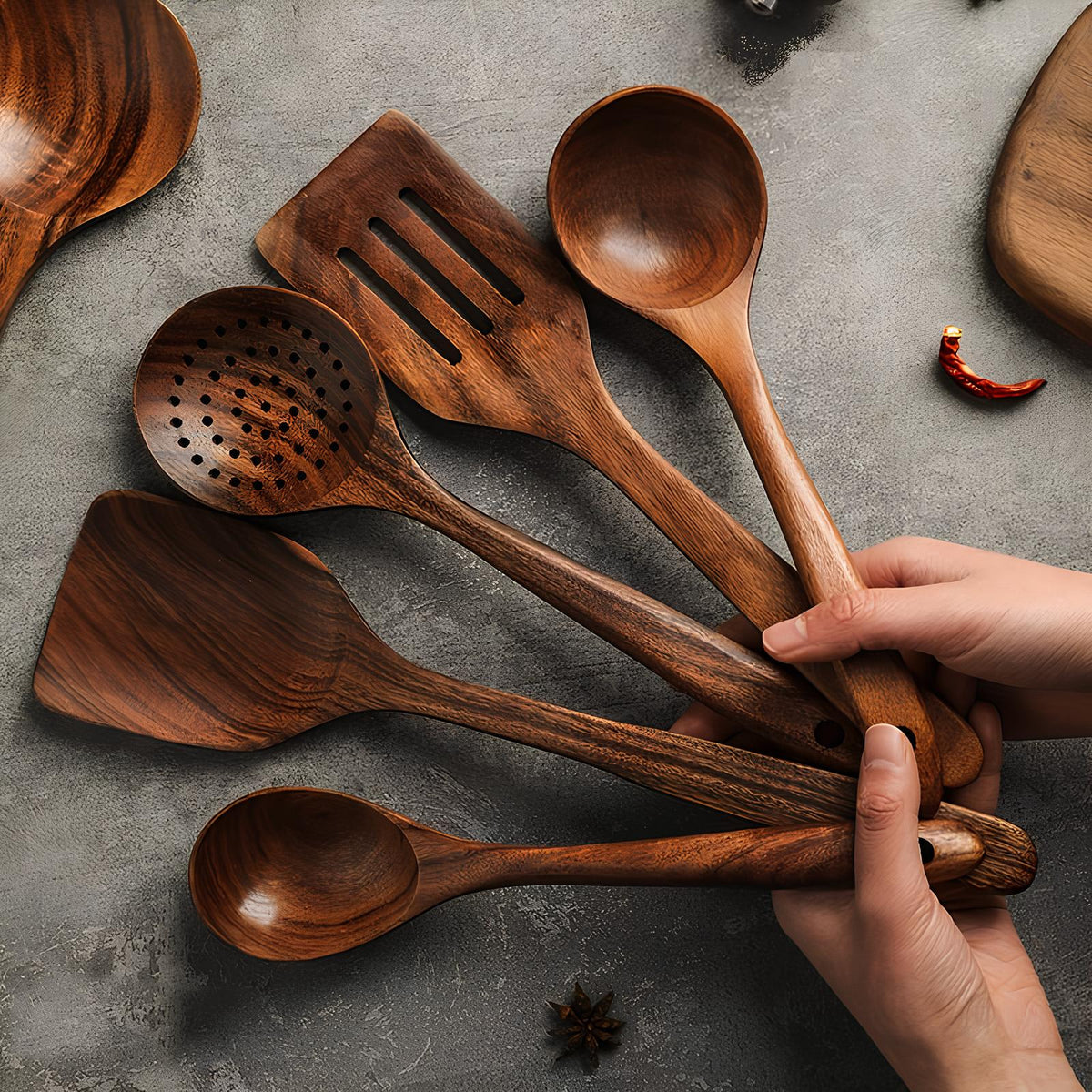Charly Kitchen Utensils Set in Natural Wood