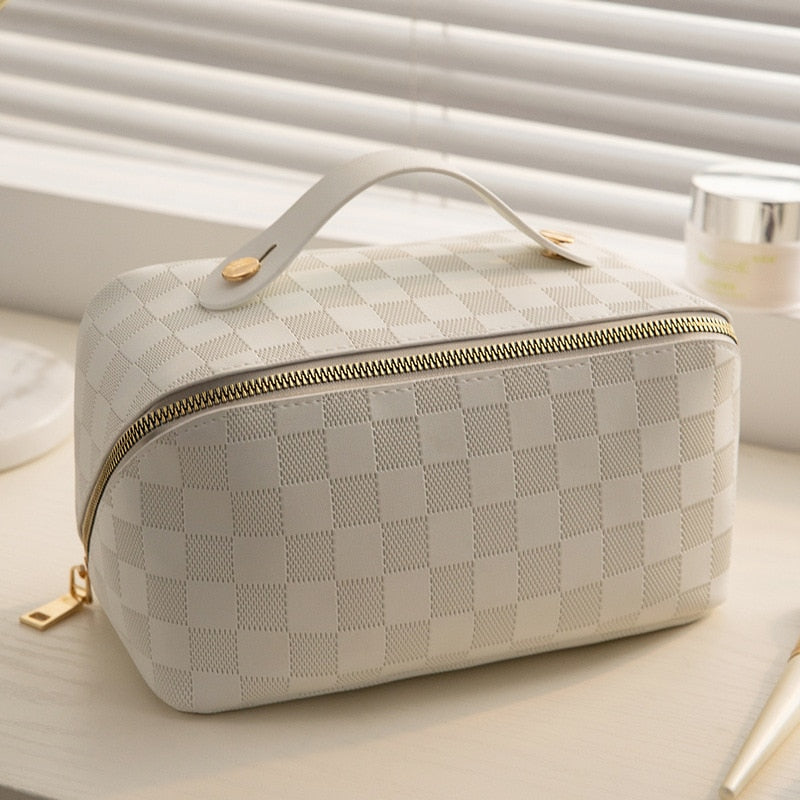 Sisica | Luxurious Checked Makeup Cosmetic Bag
