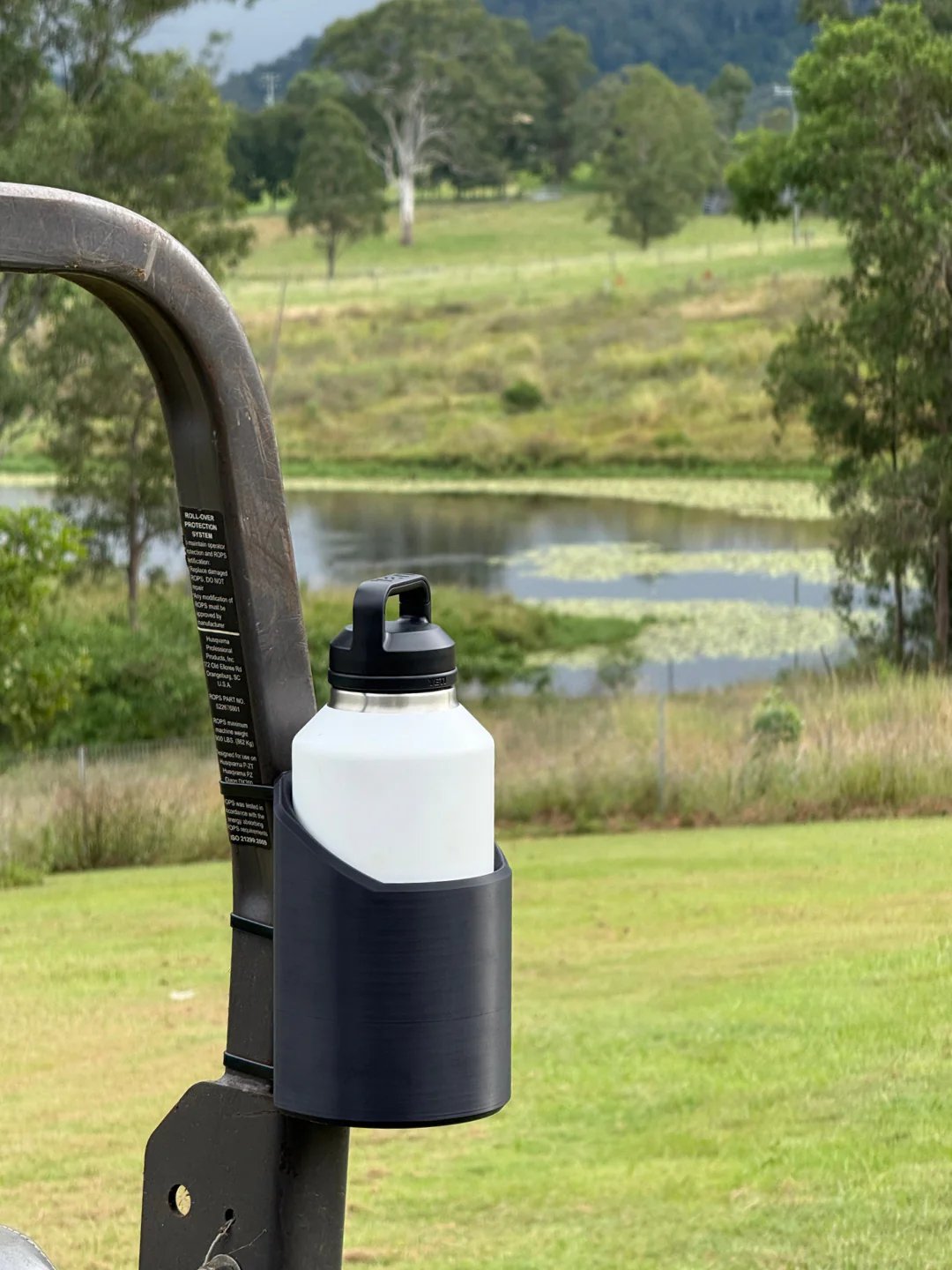 Sisica | Magnetic Drink Holder | Secure Grip for Work & Workout
