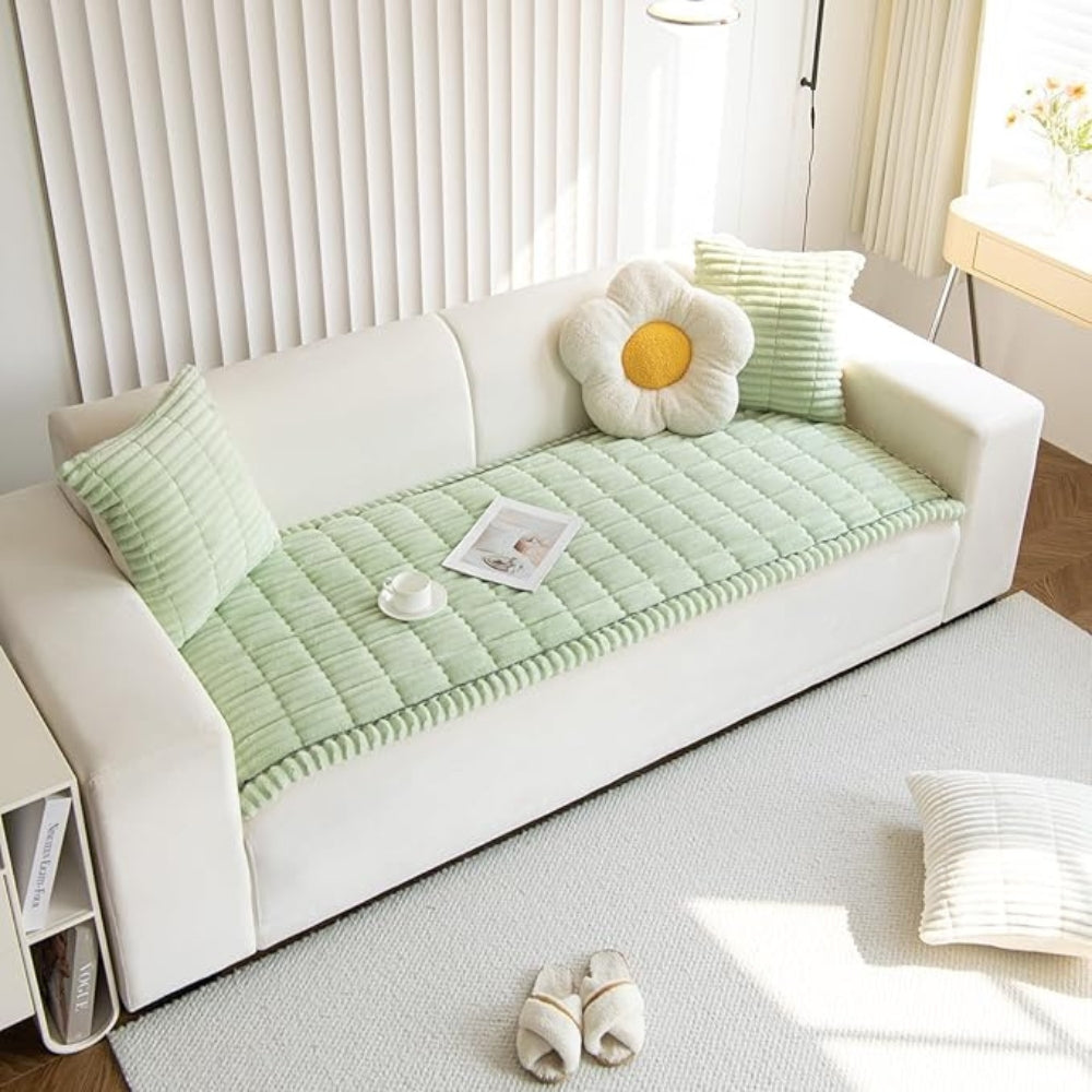 Sisica | Plush Pleated Edges Sofa Cover