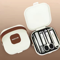 Charly | Portable 7-piece manicure set with nail clippers