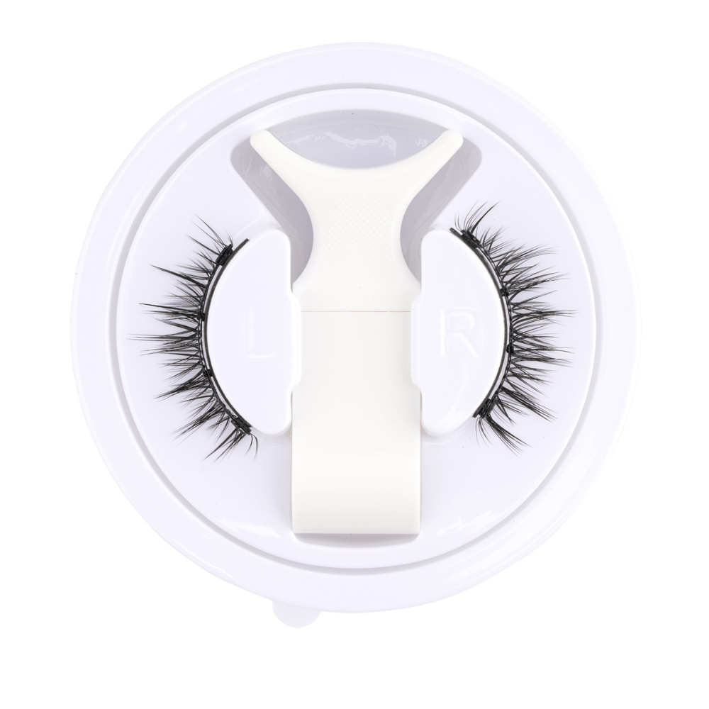 Charly | Professional Magnetic Eyelash Set | Glue-Free & Reusable | 3D Volume Effect | Includes Precision Applicator | Wind & Water Resistant | Hypoallergenic