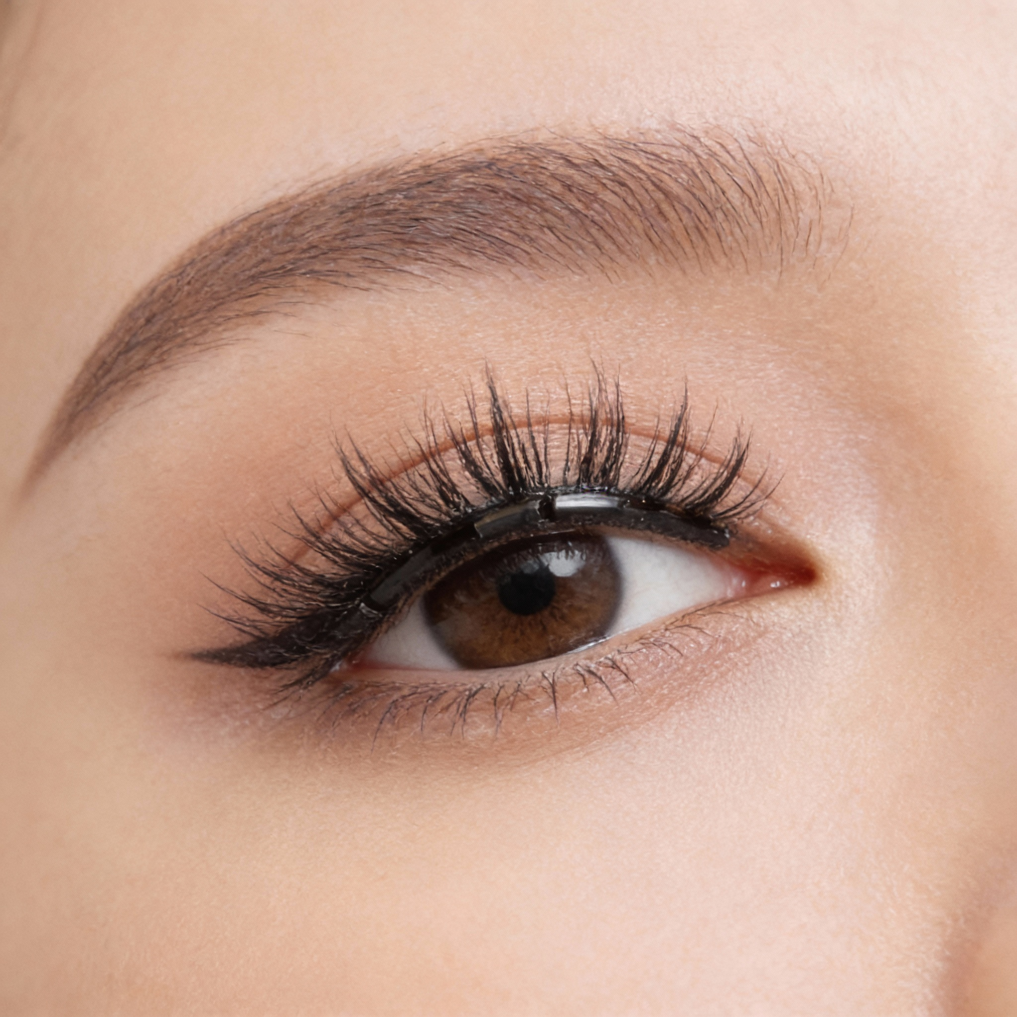 Sisica | Professional Magnetic Eyelash Set | Glue-Free & Reusable | 3D Volume Effect | Includes Precision Applicator | Wind & Water Resistant | Hypoallergenic