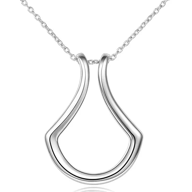 Charly | Protect your precious ring when you're not wearing it!