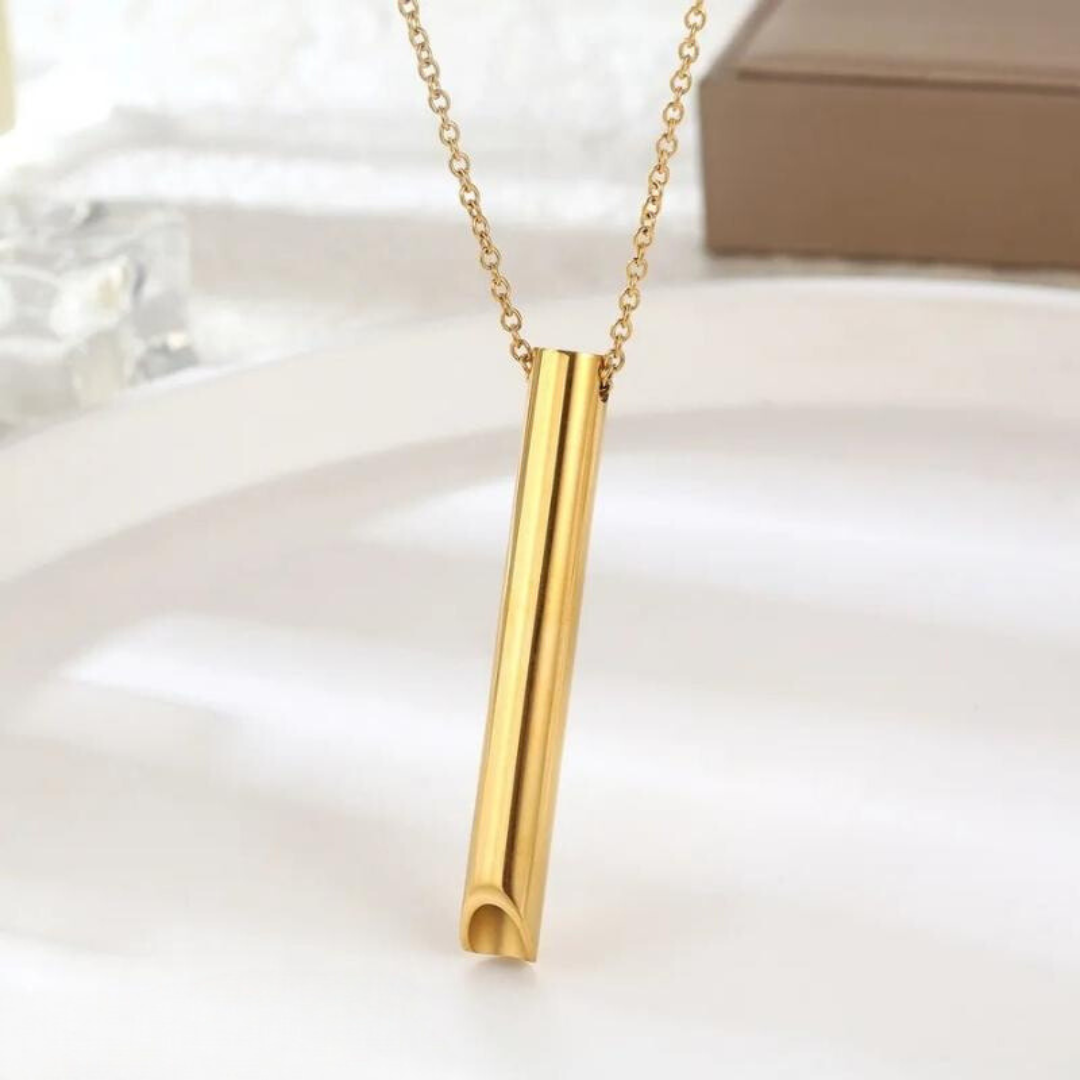 Charly | Smoke-free Breathing Aid – Stop Smoking Breathing Necklace without Nicotine