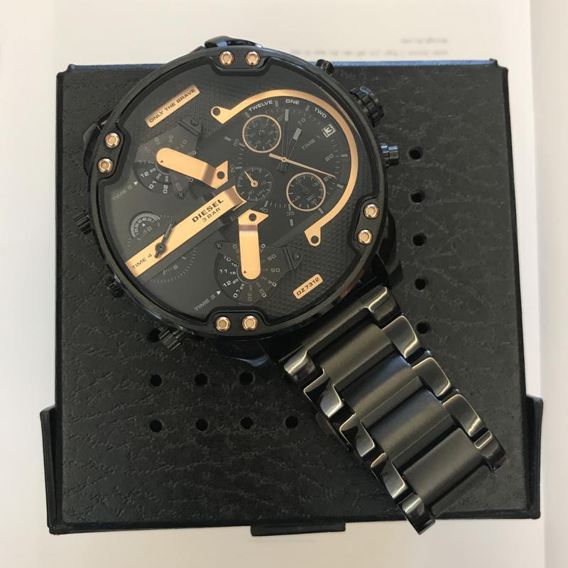 Sisica | Stainless Steel Chronograph Quartz Watch