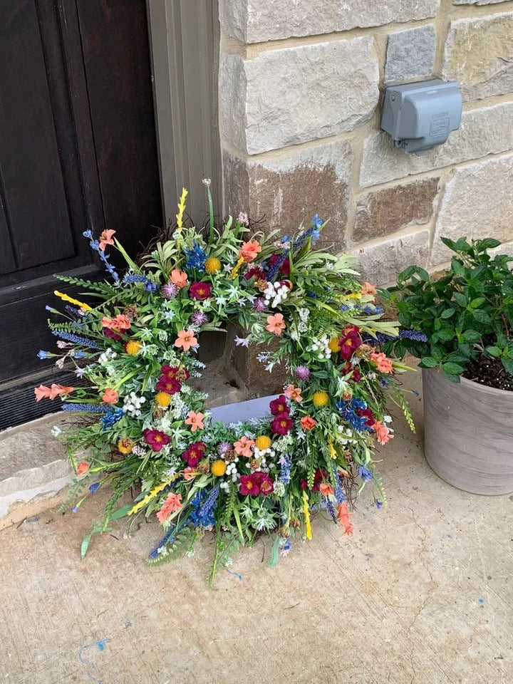 Sisica | Texas Wildflower Wreath