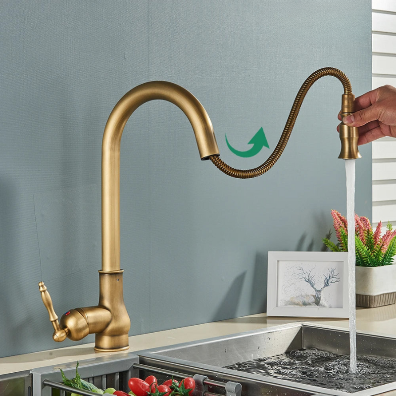 Sisica | VintageTap Antique Brass Kitchen Tap – Retro Style Mixer Faucet with Swivel Spout