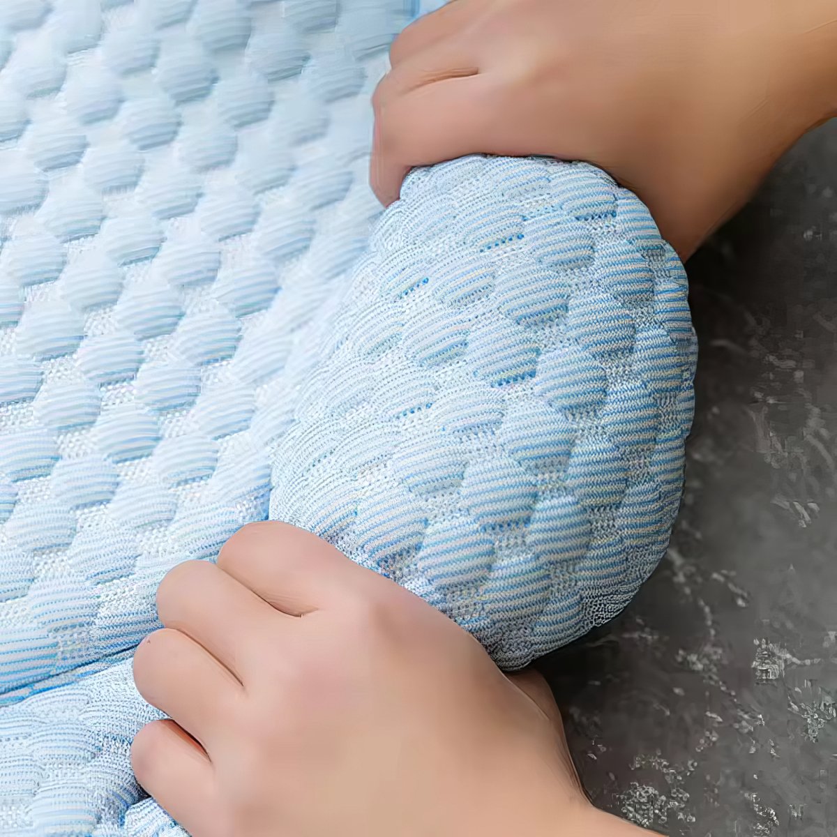 ChillPaws • Refreshing Pet Mat for Warm Weather