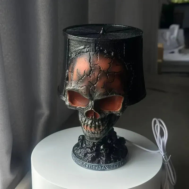 Fiery Skull Lava Light — Dynamic Glow for Gothic Vibes