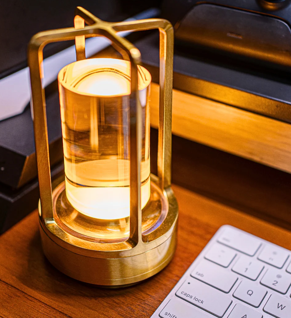 Crystal and Metal Wireless Table Lamp
