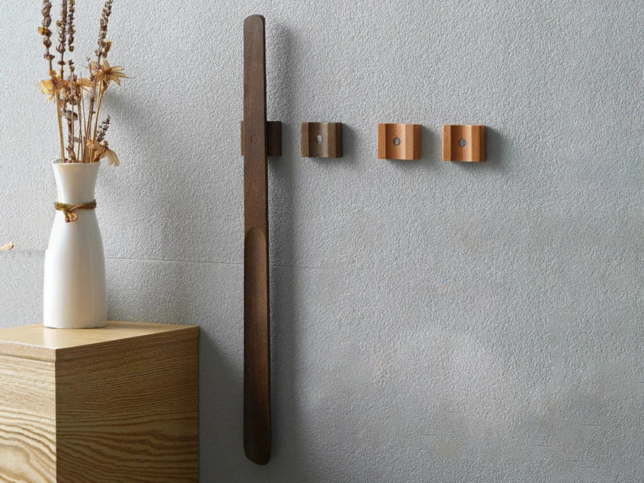 Magnetic Wooden Shoe Horn with Wall Mount