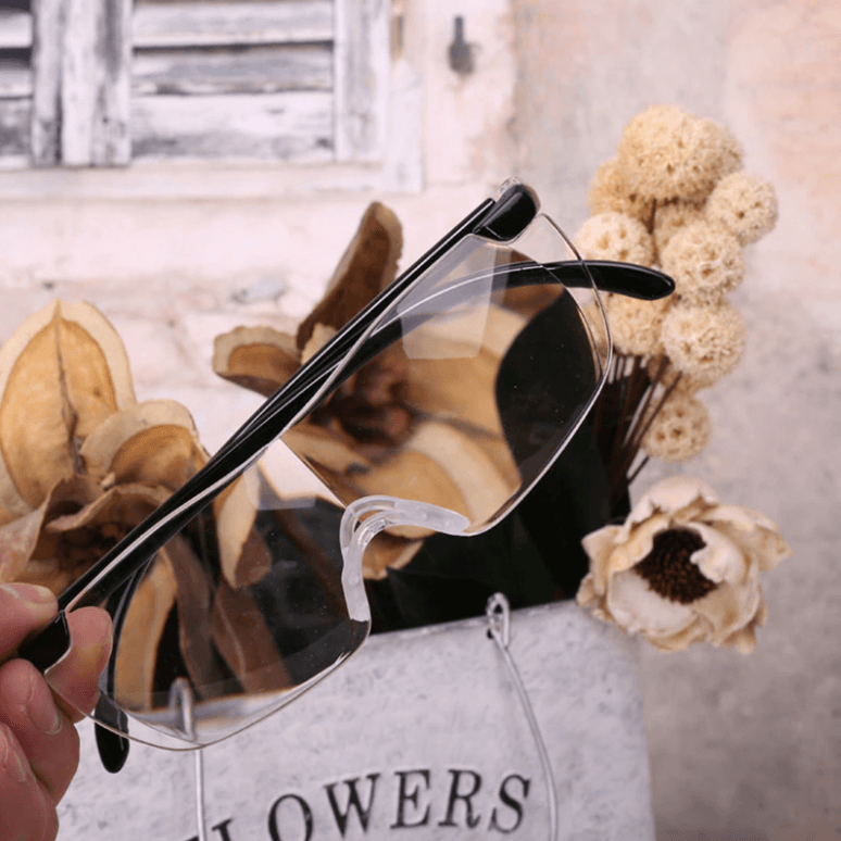 Hands-Free Magnifying Glasses - 250% Vision Boost