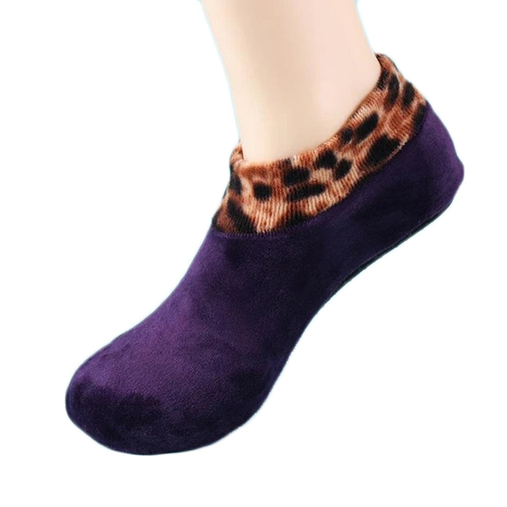 Non-slip thermal socks for indoors