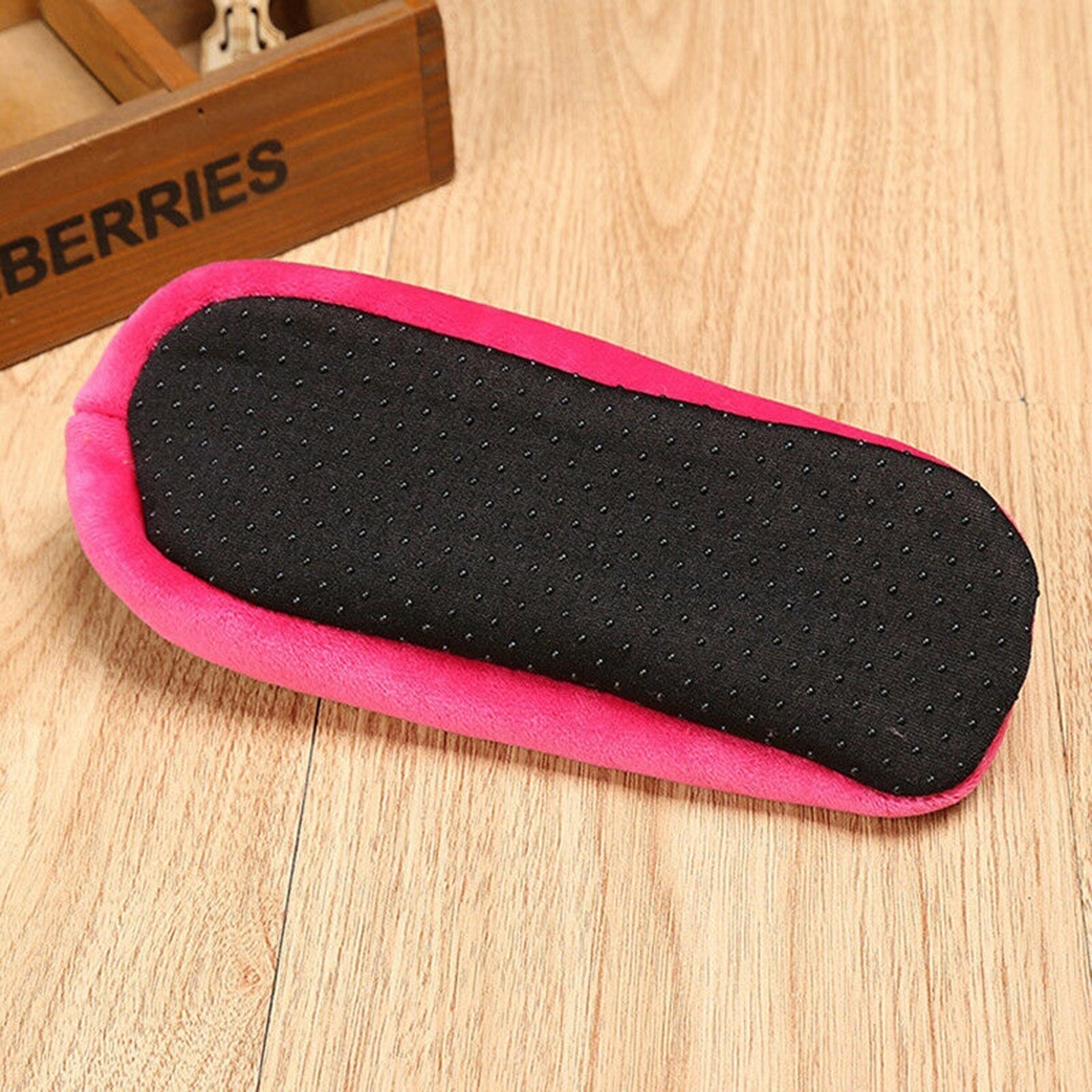 Non-slip thermal socks for indoors