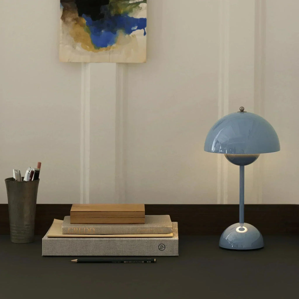 NordicNest Modern Lamp - Adjustable LED Illumination, Chic Design