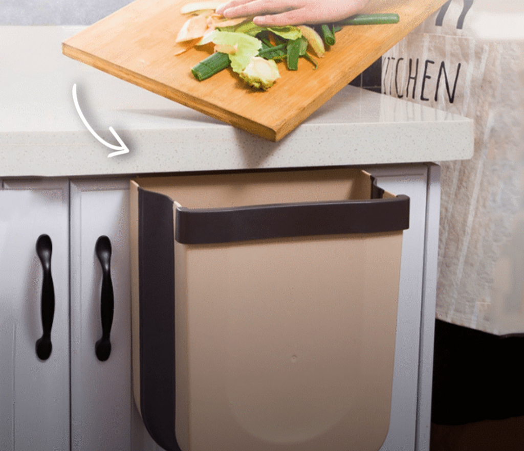 Press & Pull - Wall Trash Can