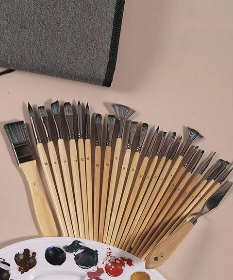 Professional Art Brushes with Natural Wood Handles Set