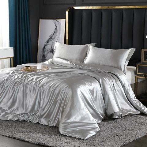 Sett (4 pieces) Silk/Satin Bedding Duvet Cover-2x Pillowcases-Sheet