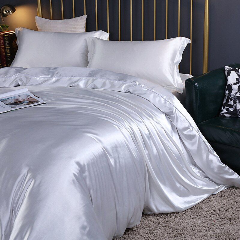 Sett (4 pieces) Silk/Satin Bedding Duvet Cover-2x Pillowcases-Sheet