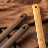50cm Wood Shoehorn - Long Handle & Magnetic Tip - Nyvara Shop