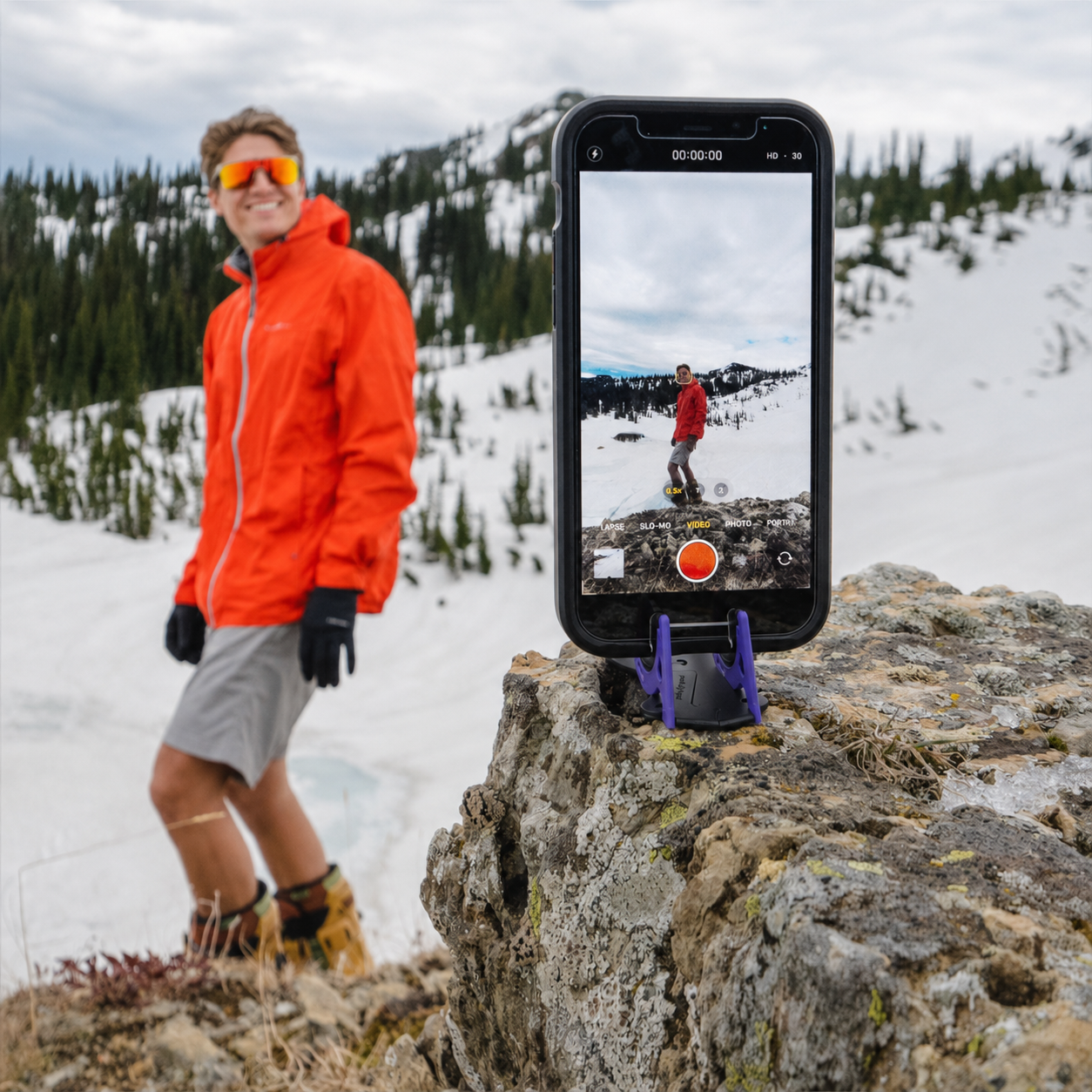 Sisica | Pocket-Sized Phone Stand for Photos - SnapFold