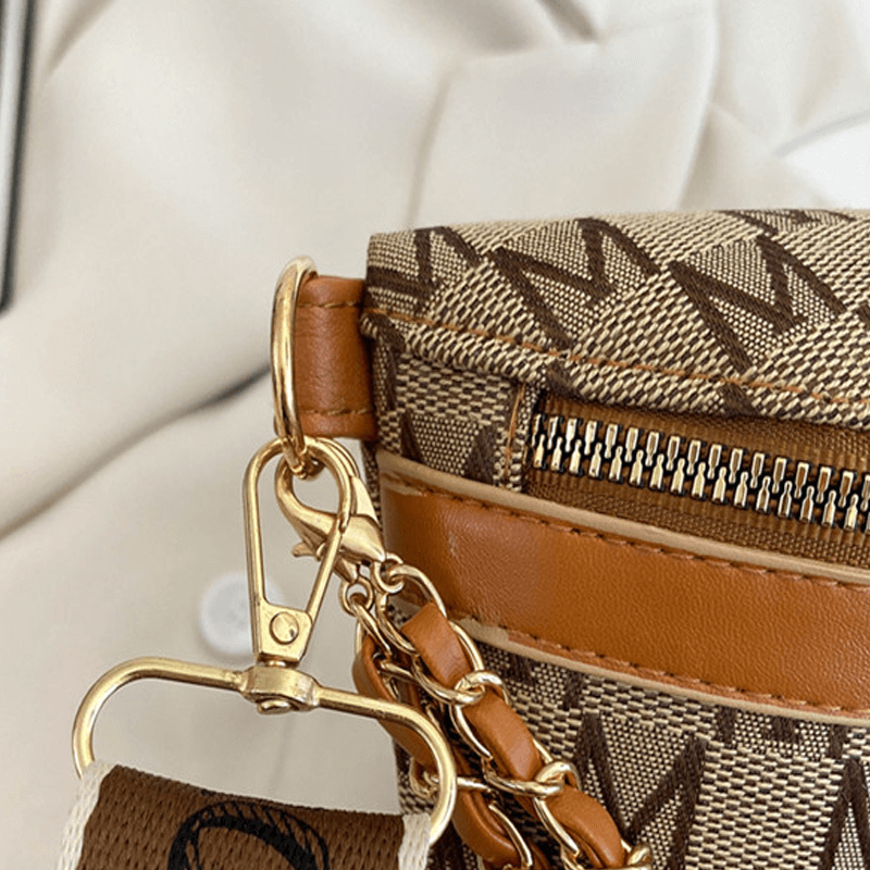Chic Chain Belt Bag